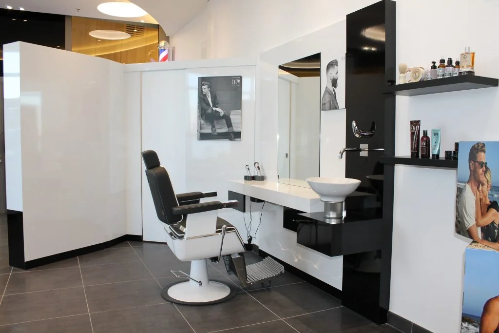 Espace coupe et barber du salon Philippe Friaud E.Leclerc à Saint-Doulchard